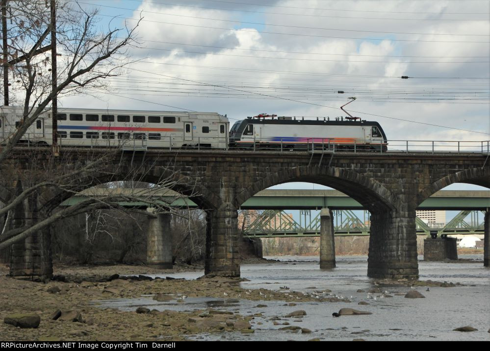 NJT 4637